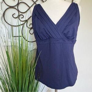 LANDS’ END Size 16 Navy Blue Tankini Swimsuit Top with Underwire & V Neck